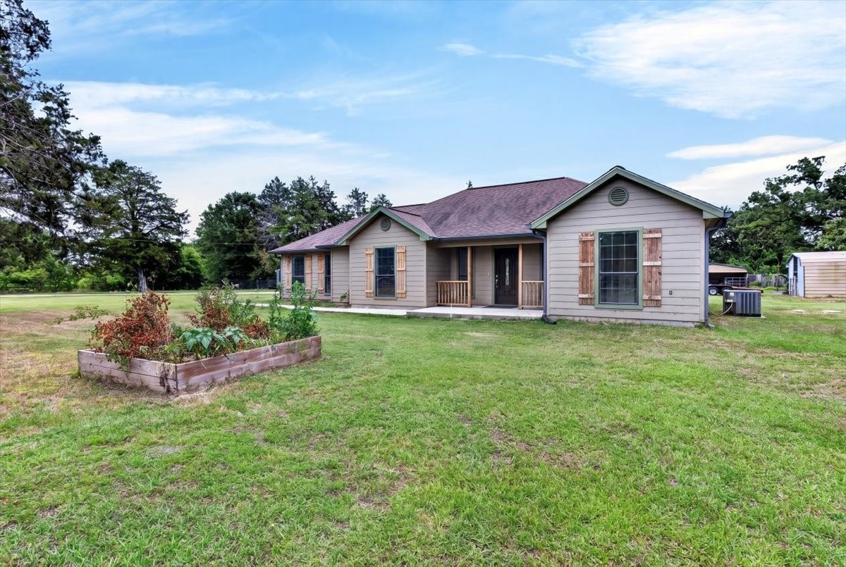 16001 County Road 4052 Kemp TX 75143