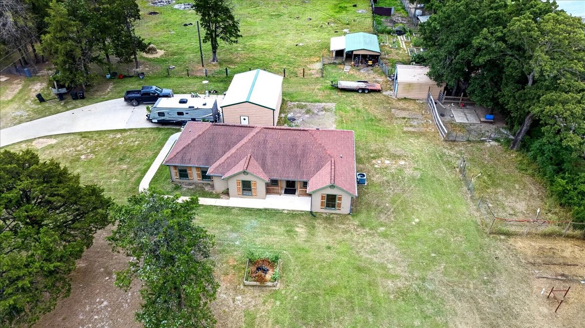 16001 County Road 4052 Kemp TX 75143
