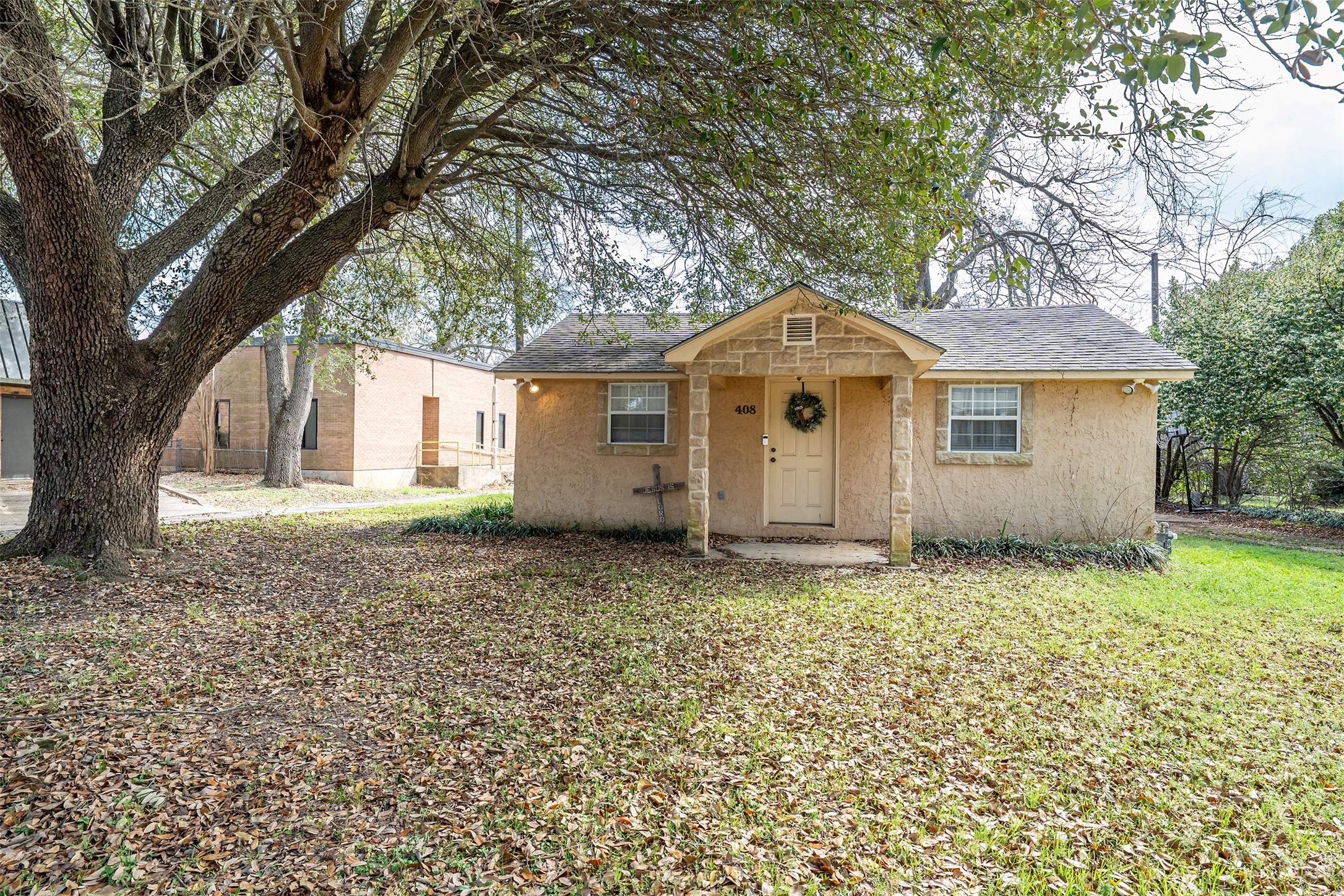 408 E Kolstad Street Palestine TX 75801