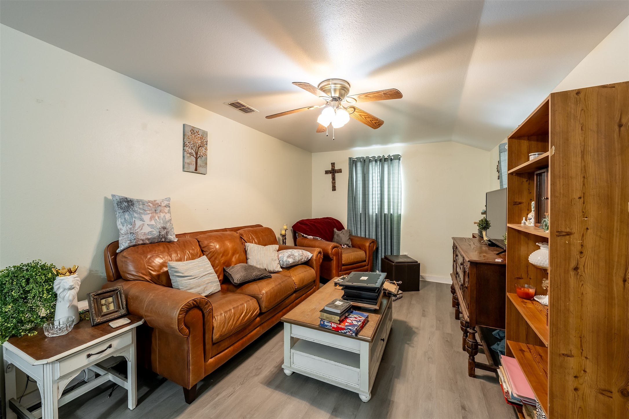 408 E Kolstad Street Palestine TX 75801