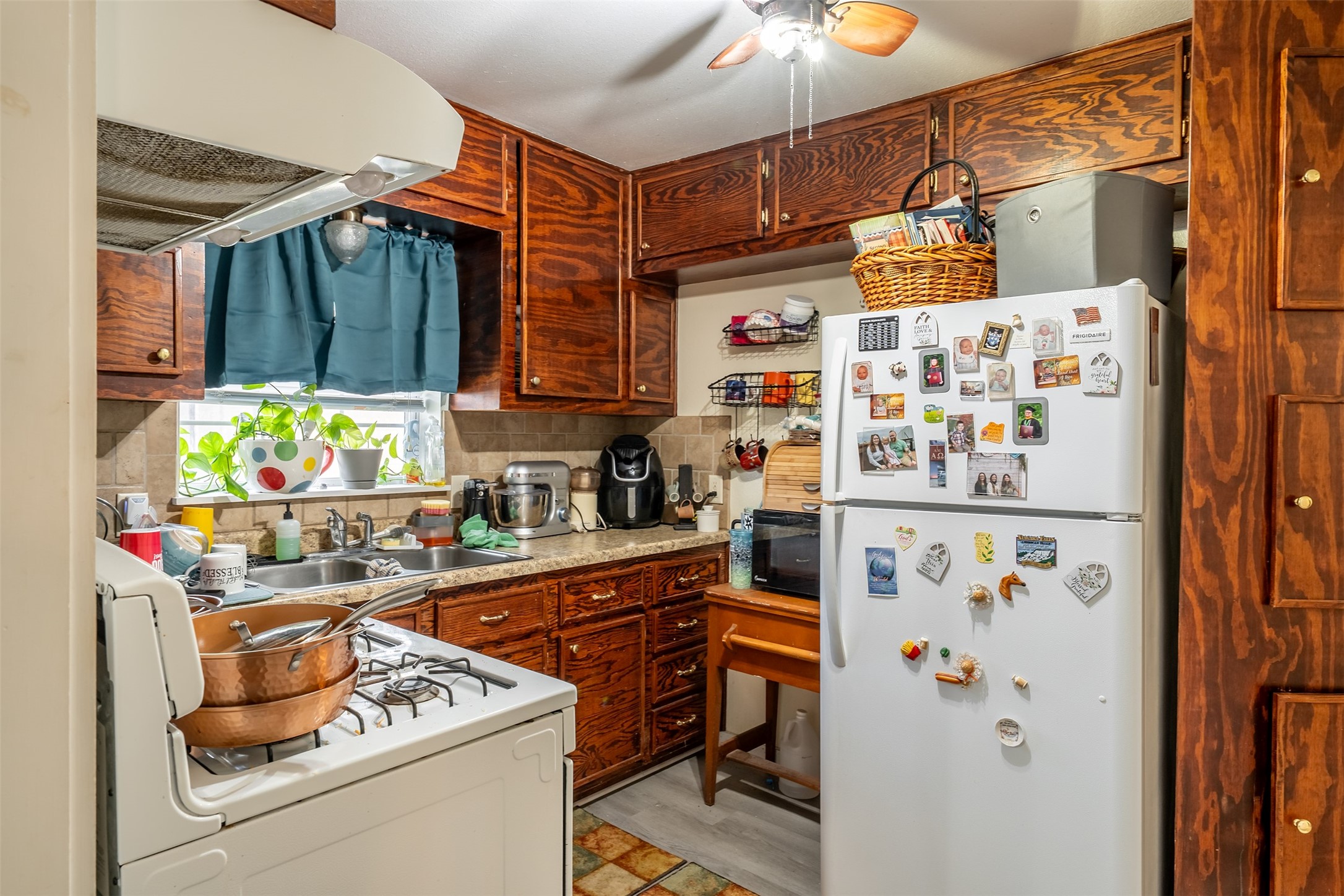 408 E Kolstad Street Palestine TX 75801