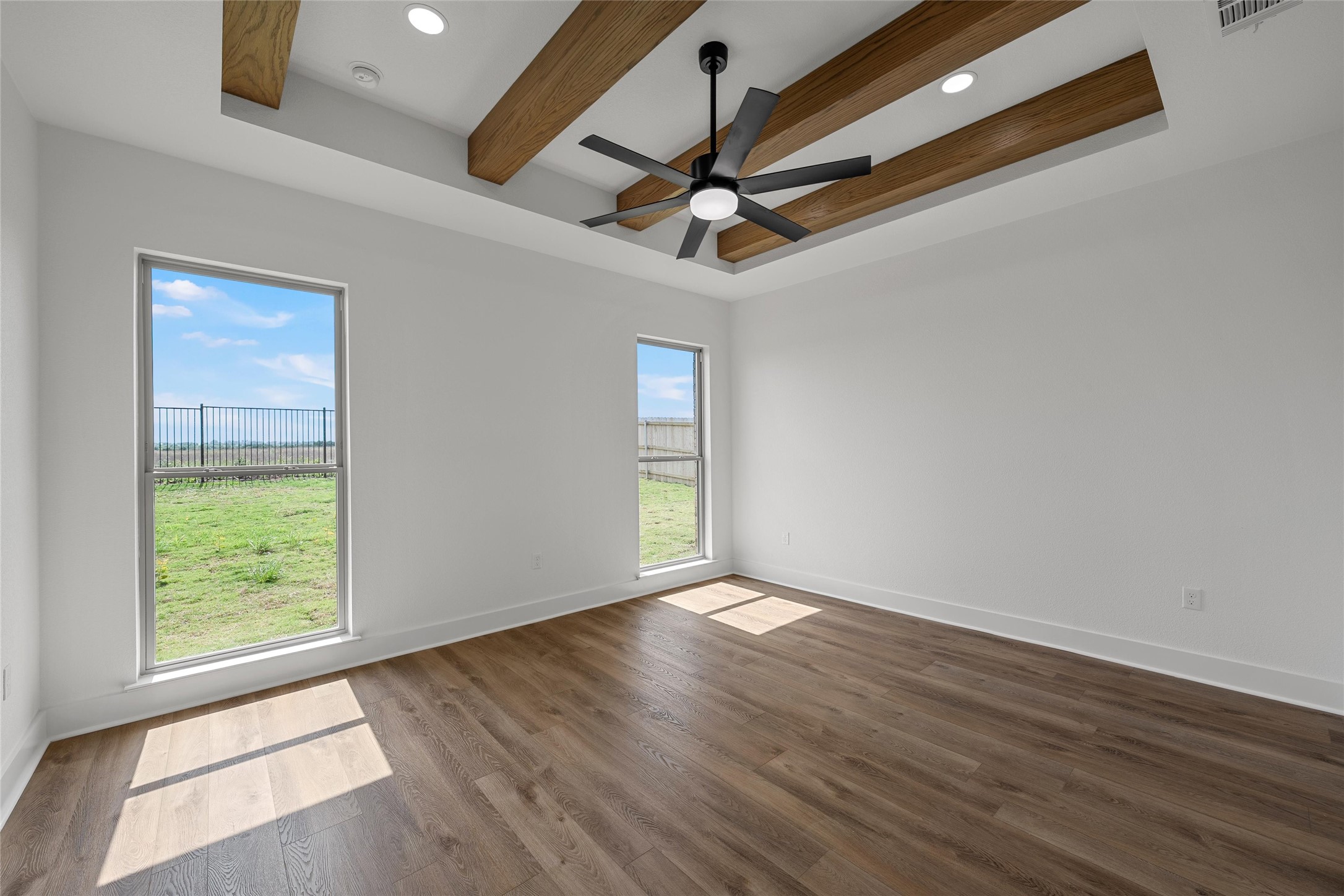 1337 Red Rock Road Hewitt TX 76643
