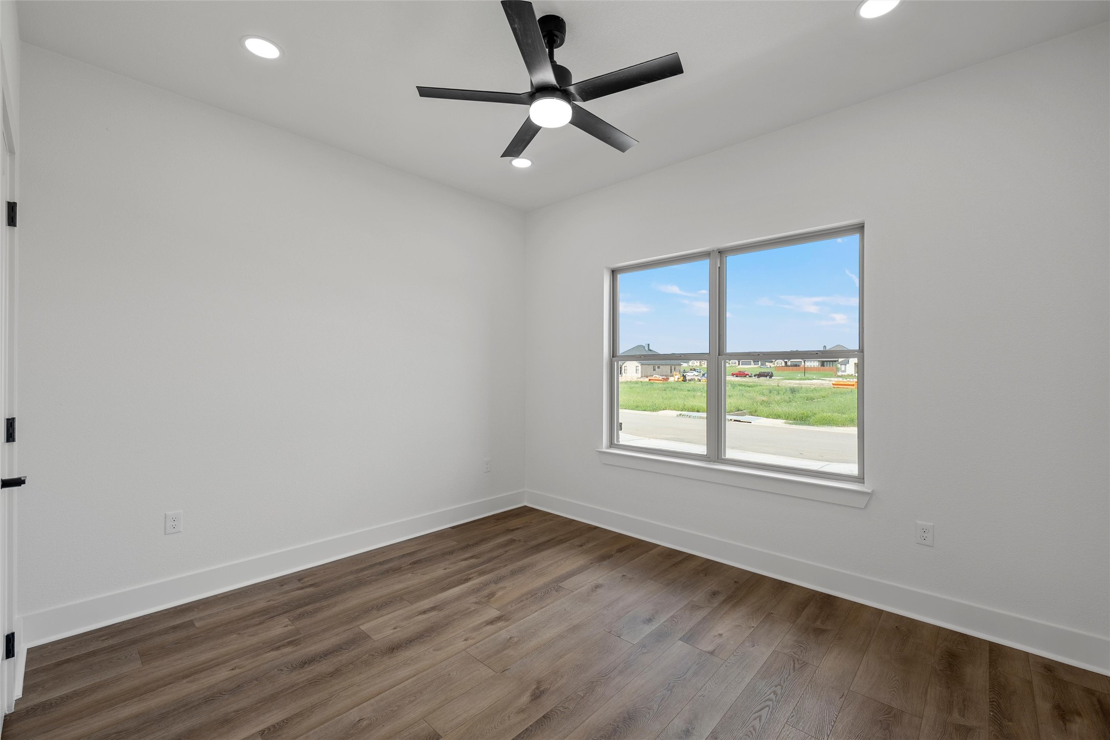 1337 Red Rock Road Hewitt TX 76643
