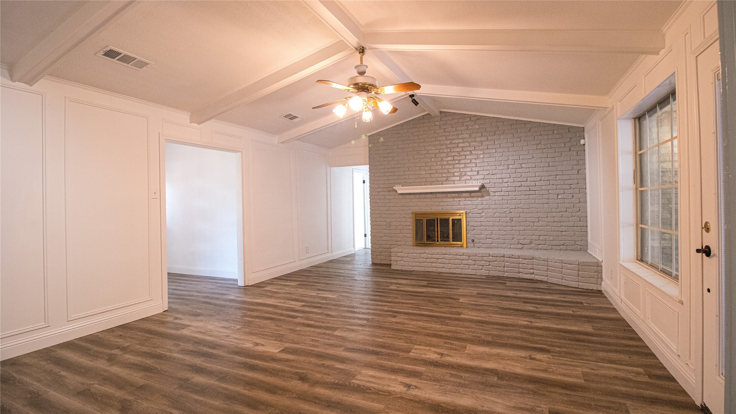 1413 British Boulevard Grand Prairie TX 75050