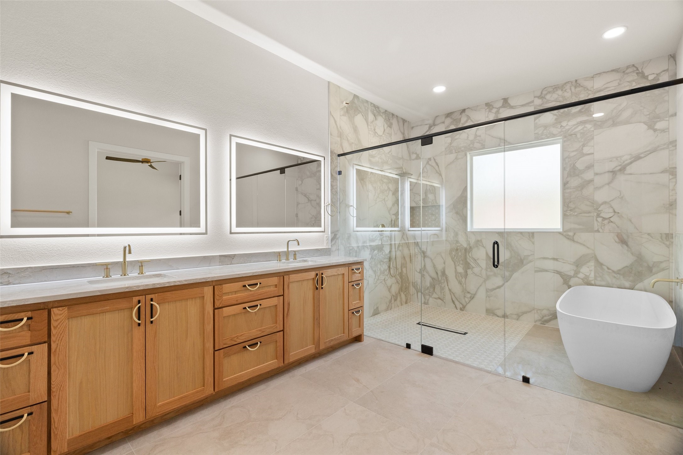 2416 Candlestick Drive Granbury TX 76049