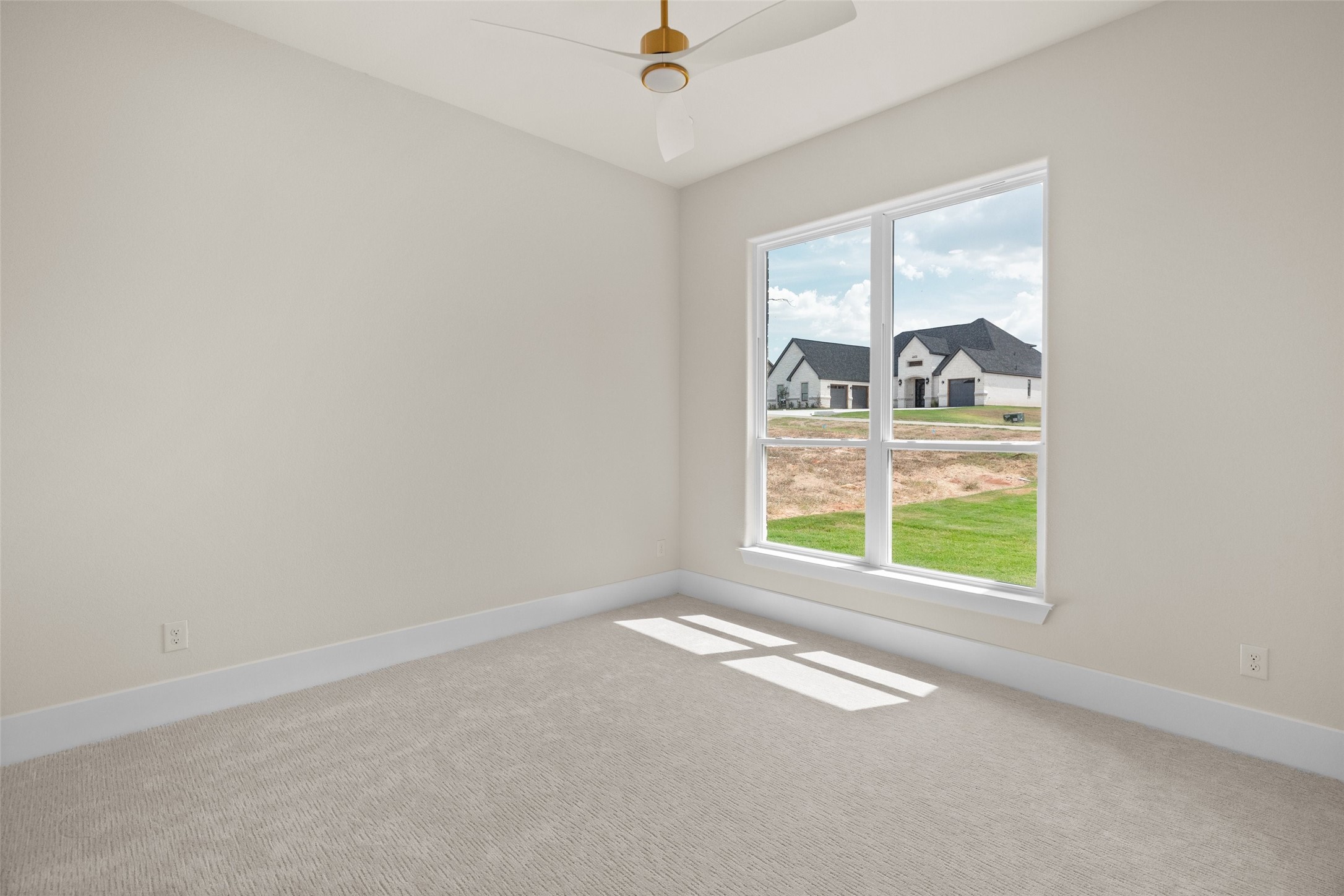 2416 Candlestick Drive Granbury TX 76049