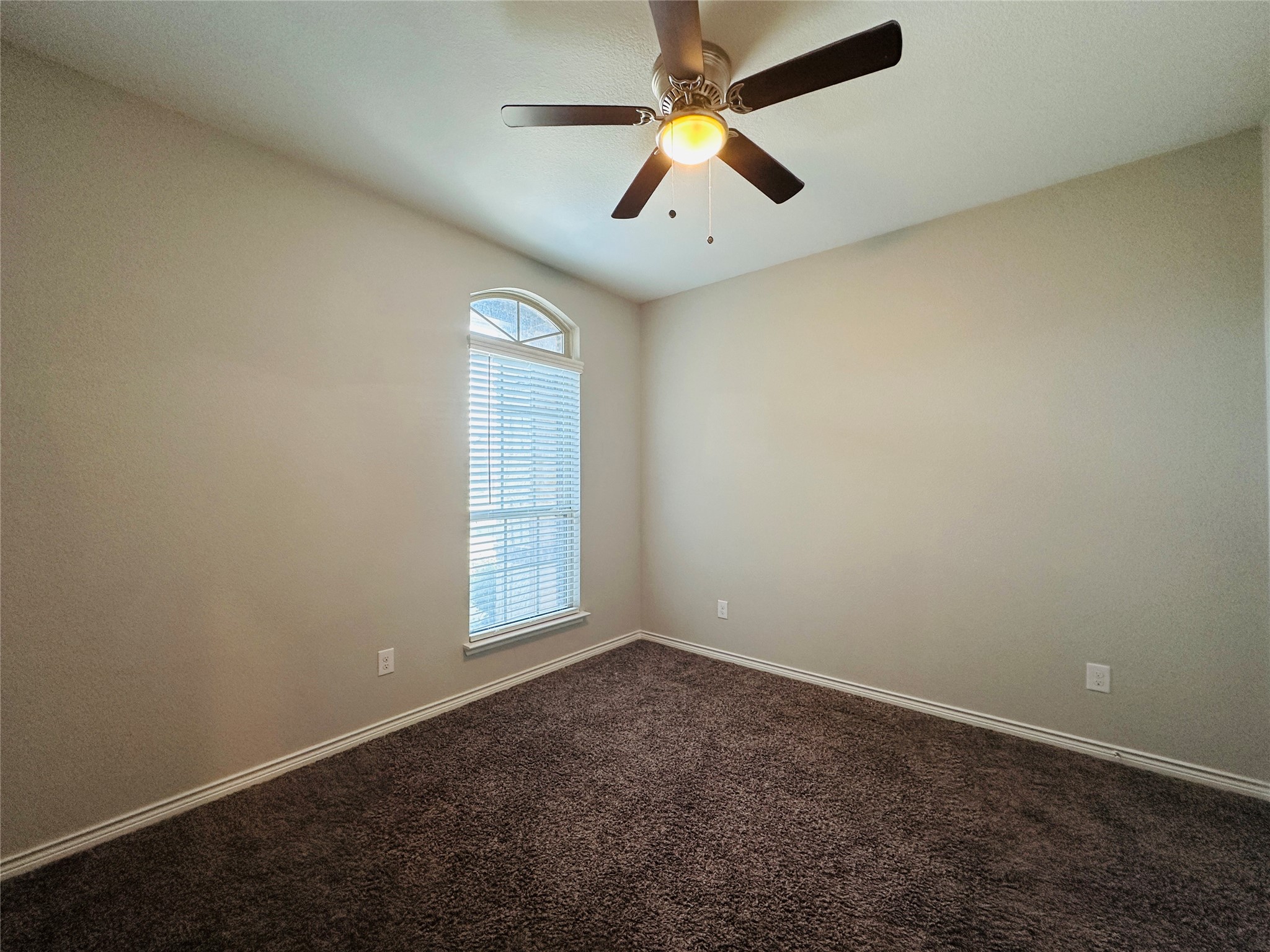 228 Mina Street Red Oak TX 75154