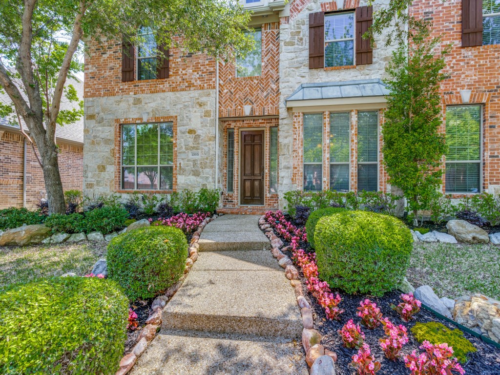 1305 Billie Johnson Lane Garland TX 75044