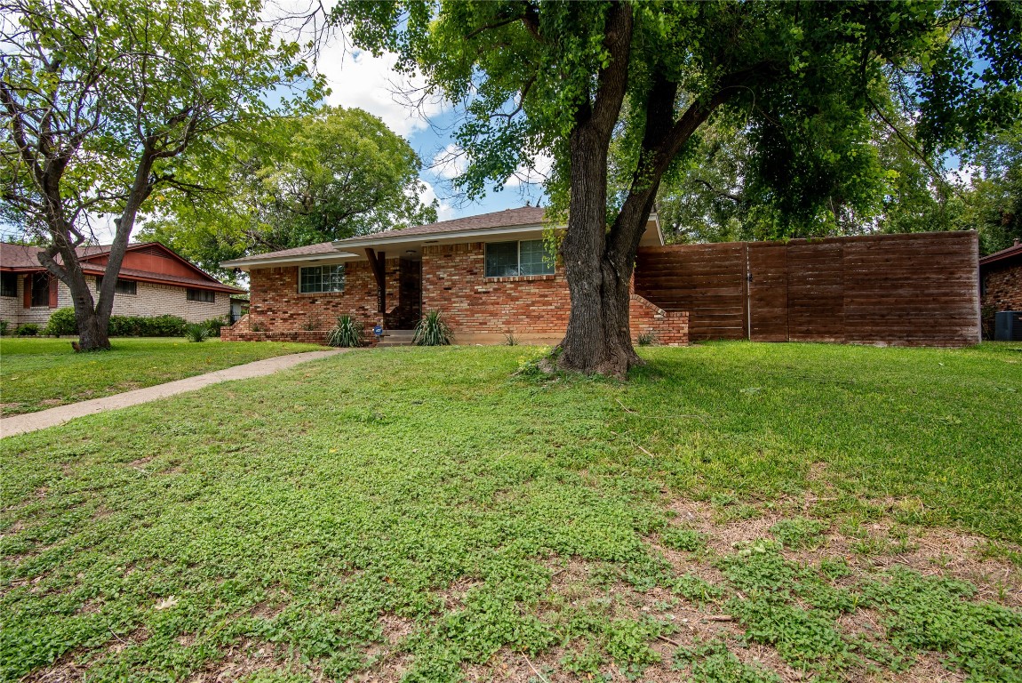 6837 Woodwick Drive Dallas TX 75232