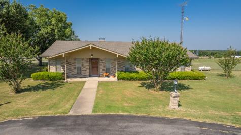 6292 County Road 4102 Greenville TX 75401
