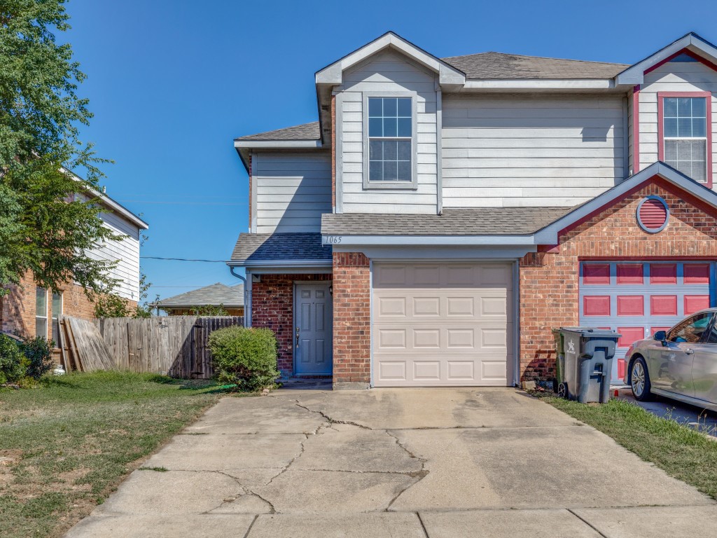 1065 Enfilar Lane Arlington TX 76017