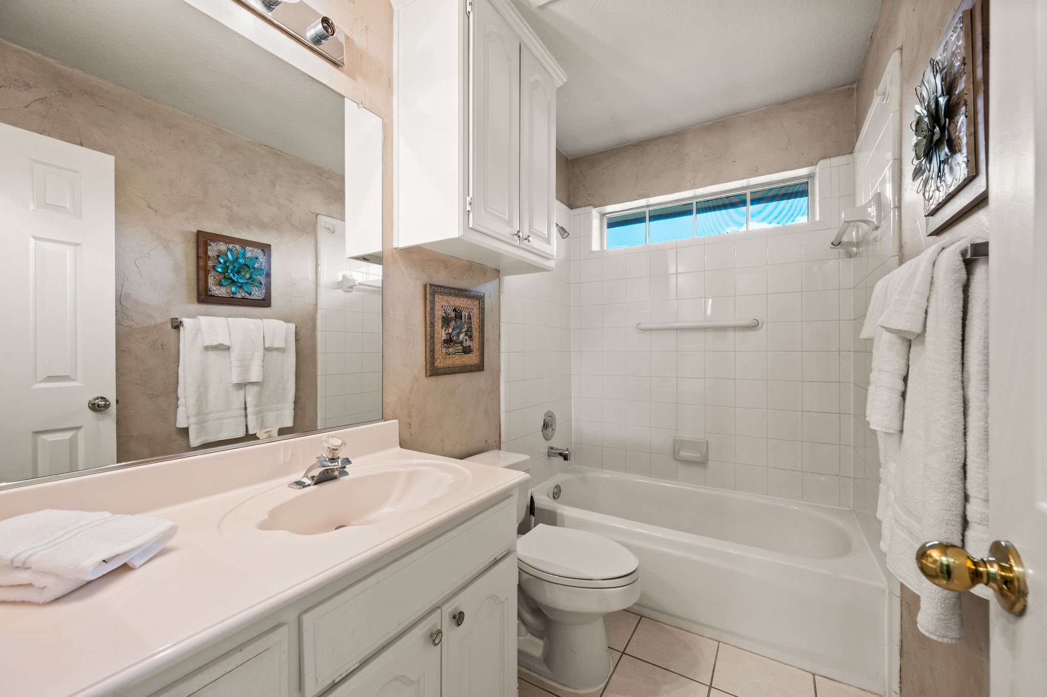 2732 Crystal Glenn Circle Hurst TX 76054