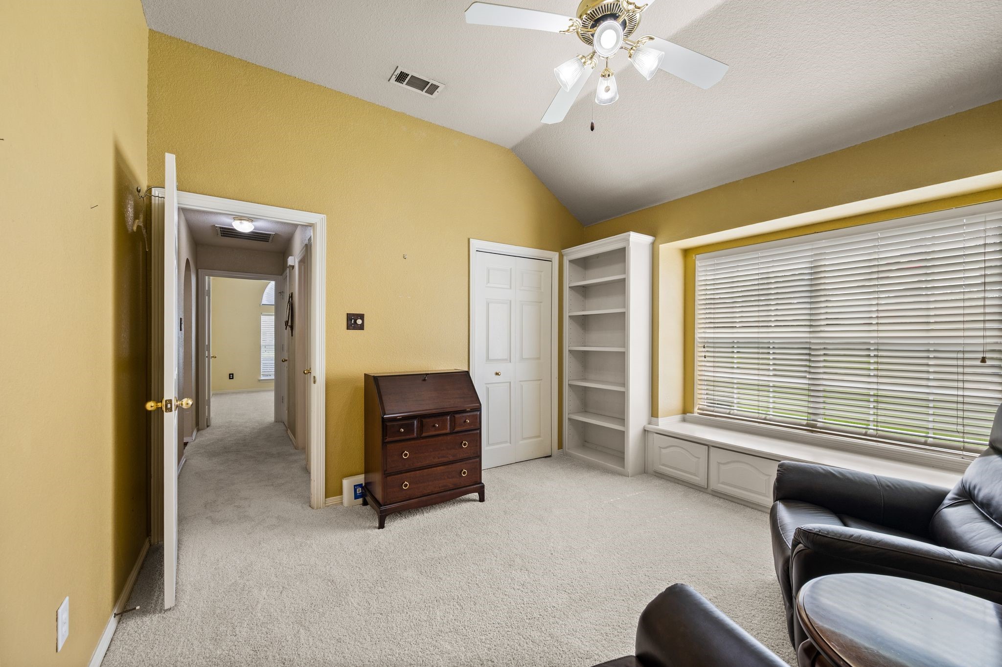 2732 Crystal Glenn Circle Hurst TX 76054