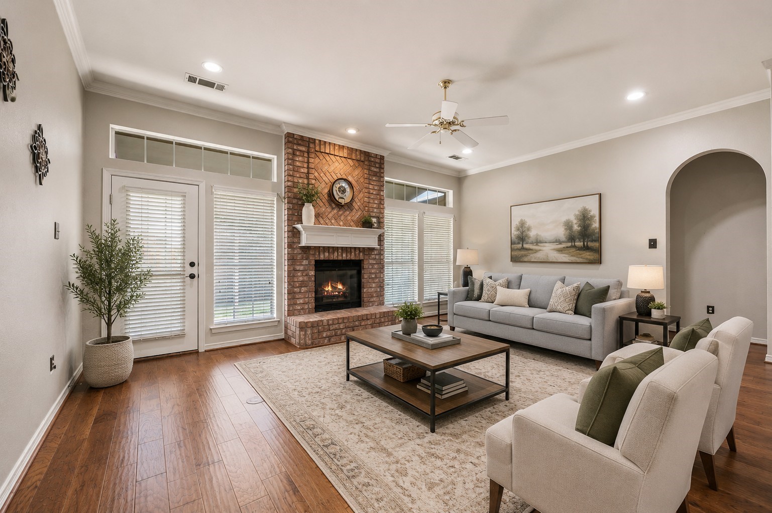 2732 Crystal Glenn Circle Hurst TX 76054