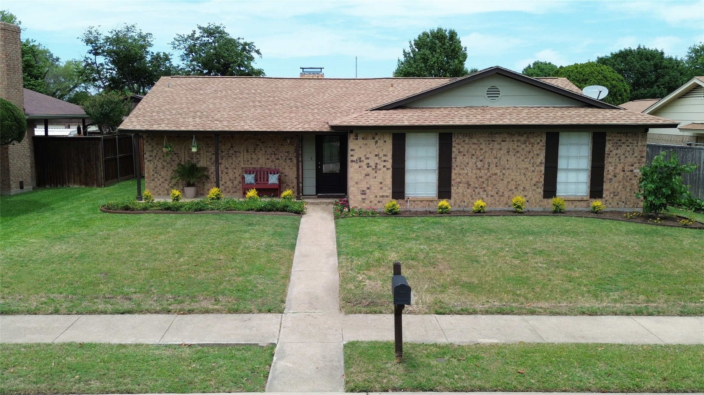2137 Village Green Drive Garland TX 75044