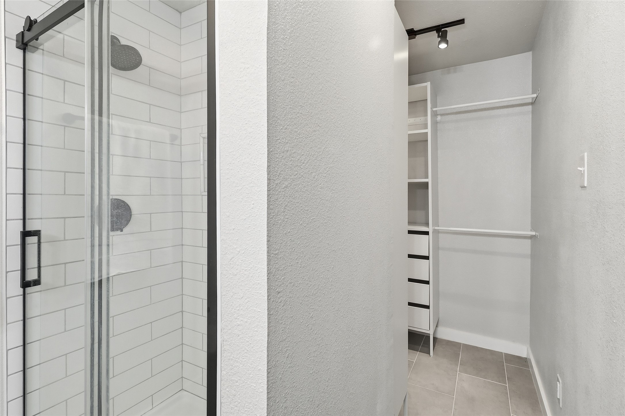 2137 Village Green Drive Garland TX 75044