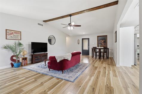 2137 Village Green Drive Garland TX 75044