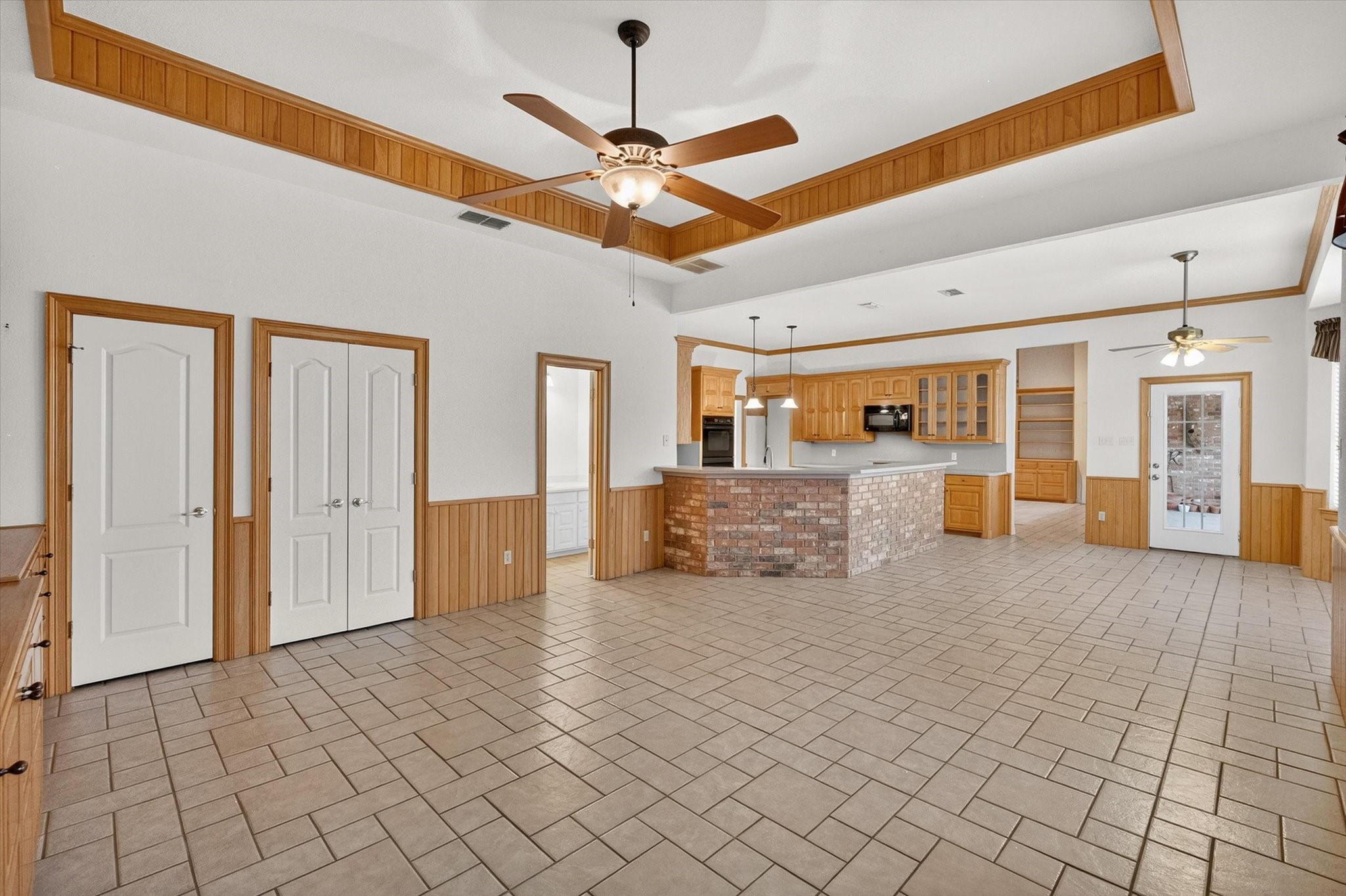 1810 Plum Creek Drive Midlothian TX 76065