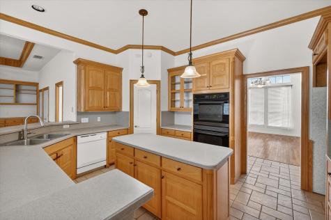 1810 Plum Creek Drive Midlothian TX 76065