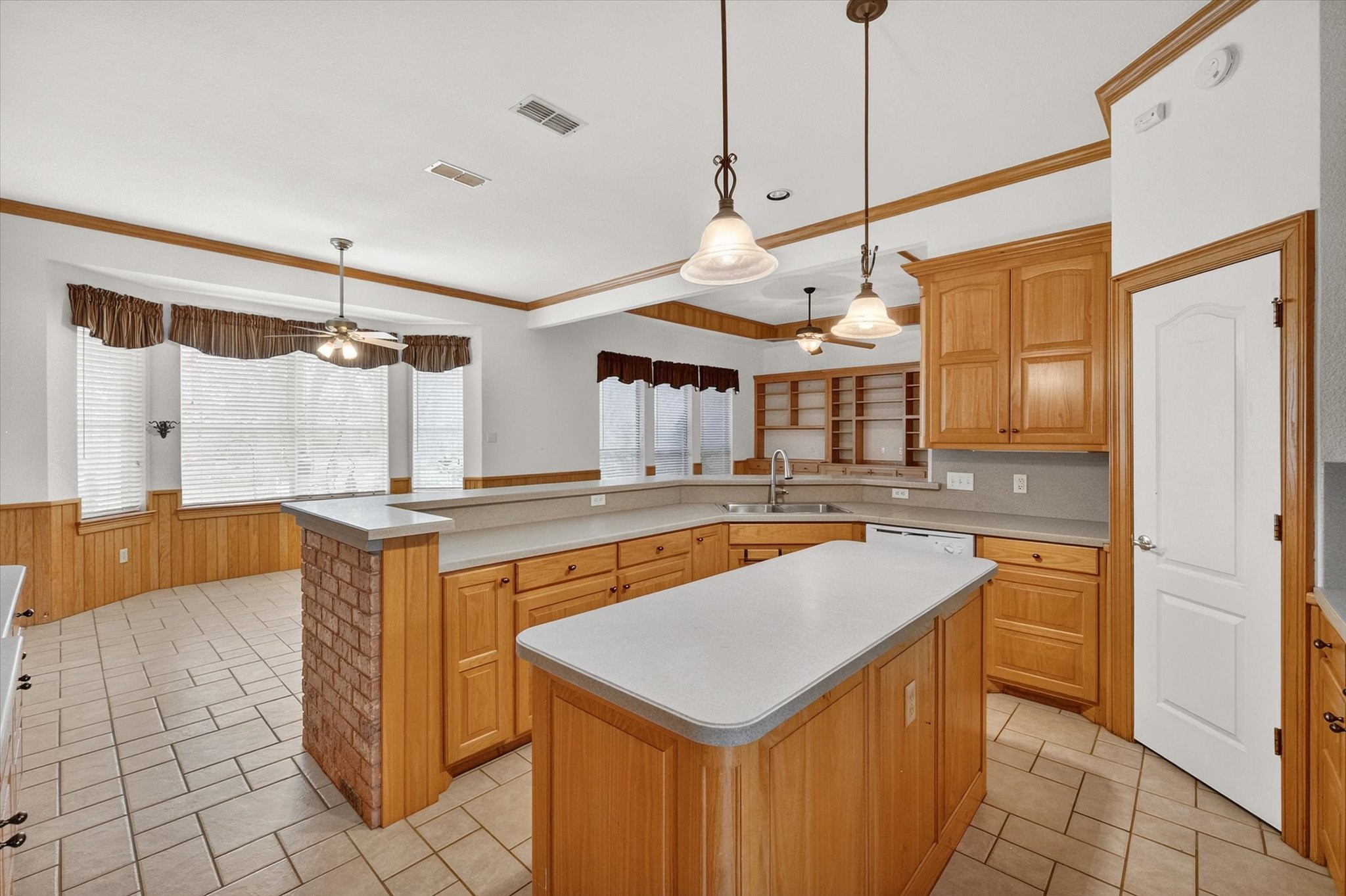 1810 Plum Creek Drive Midlothian TX 76065