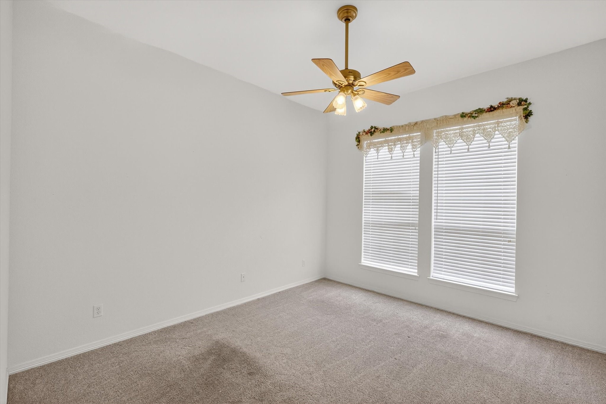 1810 Plum Creek Drive Midlothian TX 76065