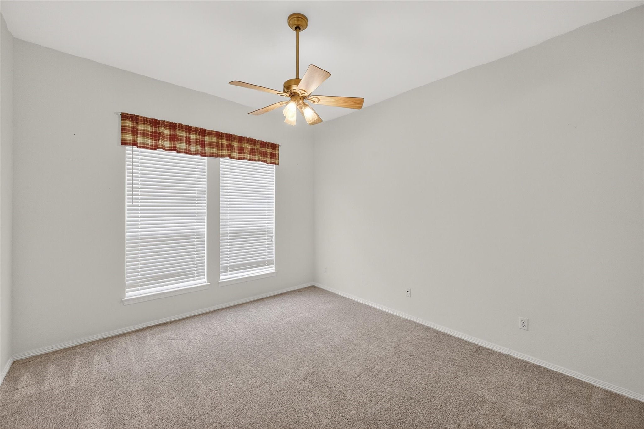 1810 Plum Creek Drive Midlothian TX 76065