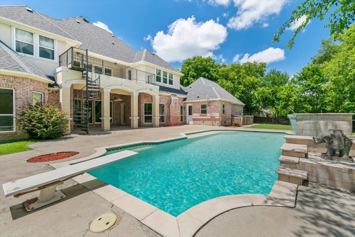 8945 Waterchase Circle Fort Worth TX 76120