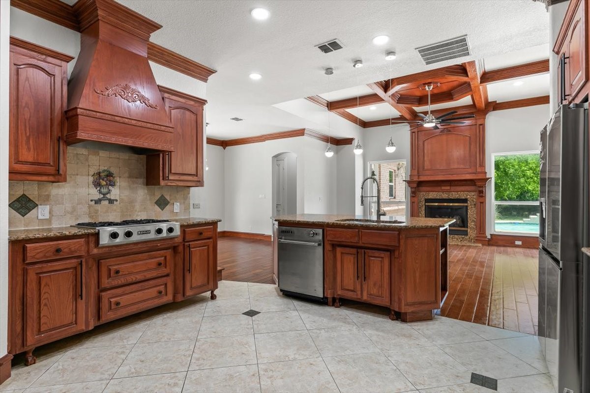 8945 Waterchase Circle Fort Worth TX 76120