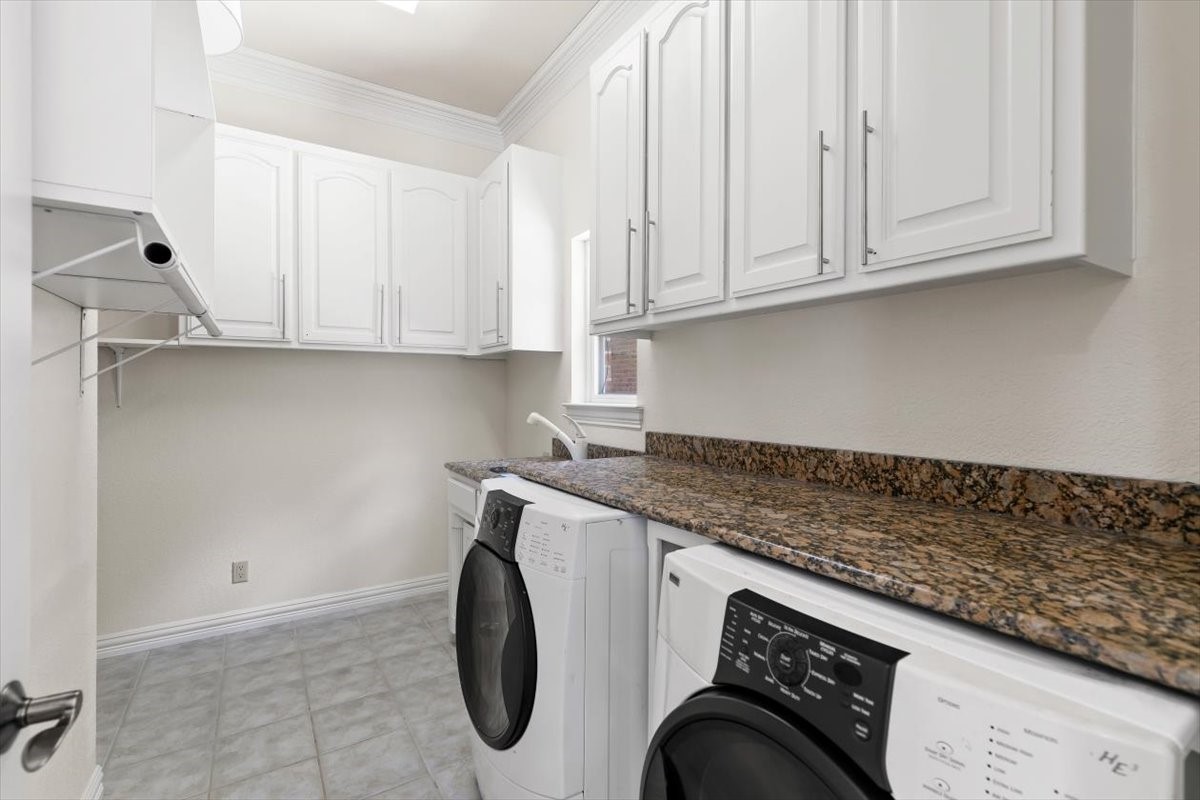 8945 Waterchase Circle Fort Worth TX 76120