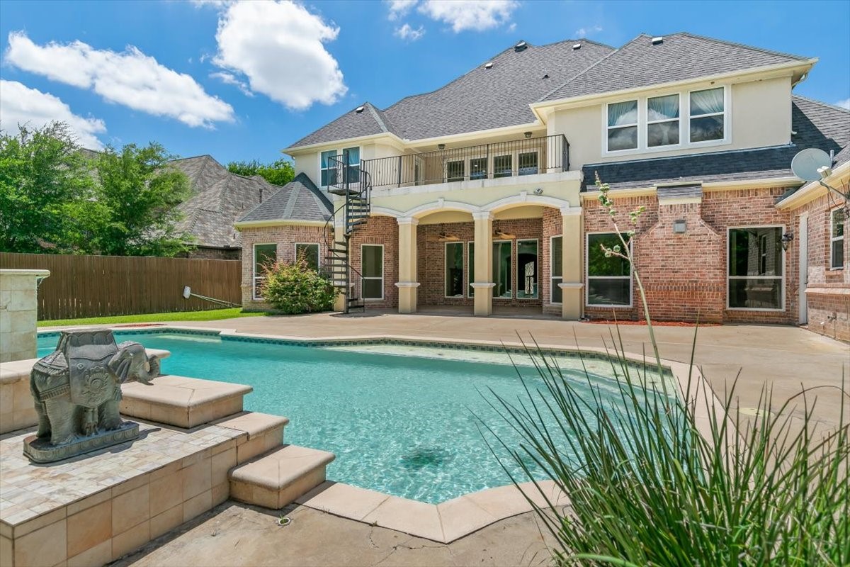 8945 Waterchase Circle Fort Worth TX 76120