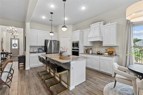 2532 Bunker Hill Drive Burleson TX 76028