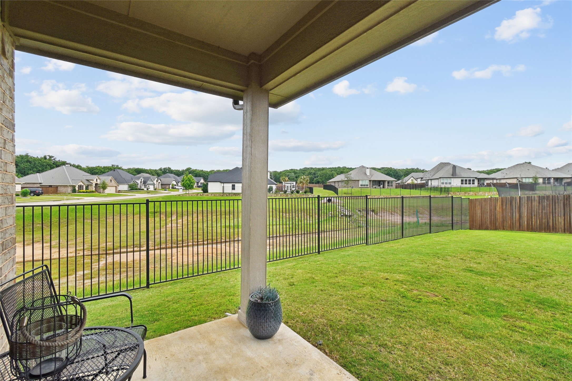 2532 Bunker Hill Drive Burleson TX 76028