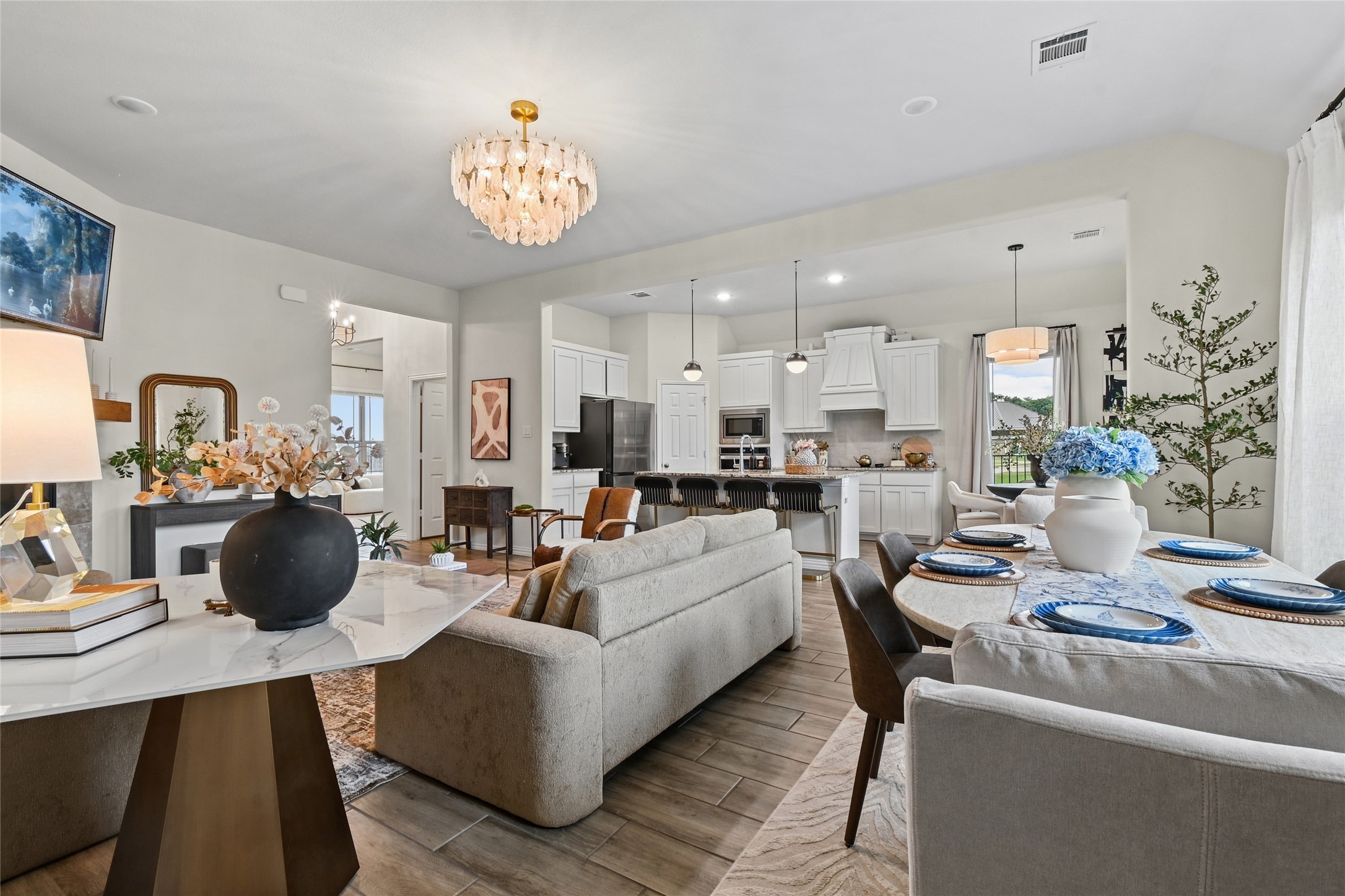 2532 Bunker Hill Drive Burleson TX 76028