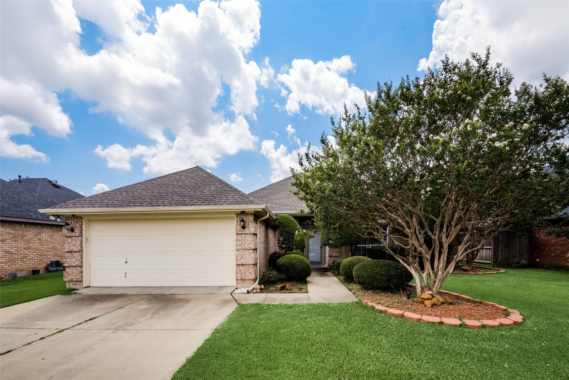 1524 Brittany Lane Mansfield TX 76063