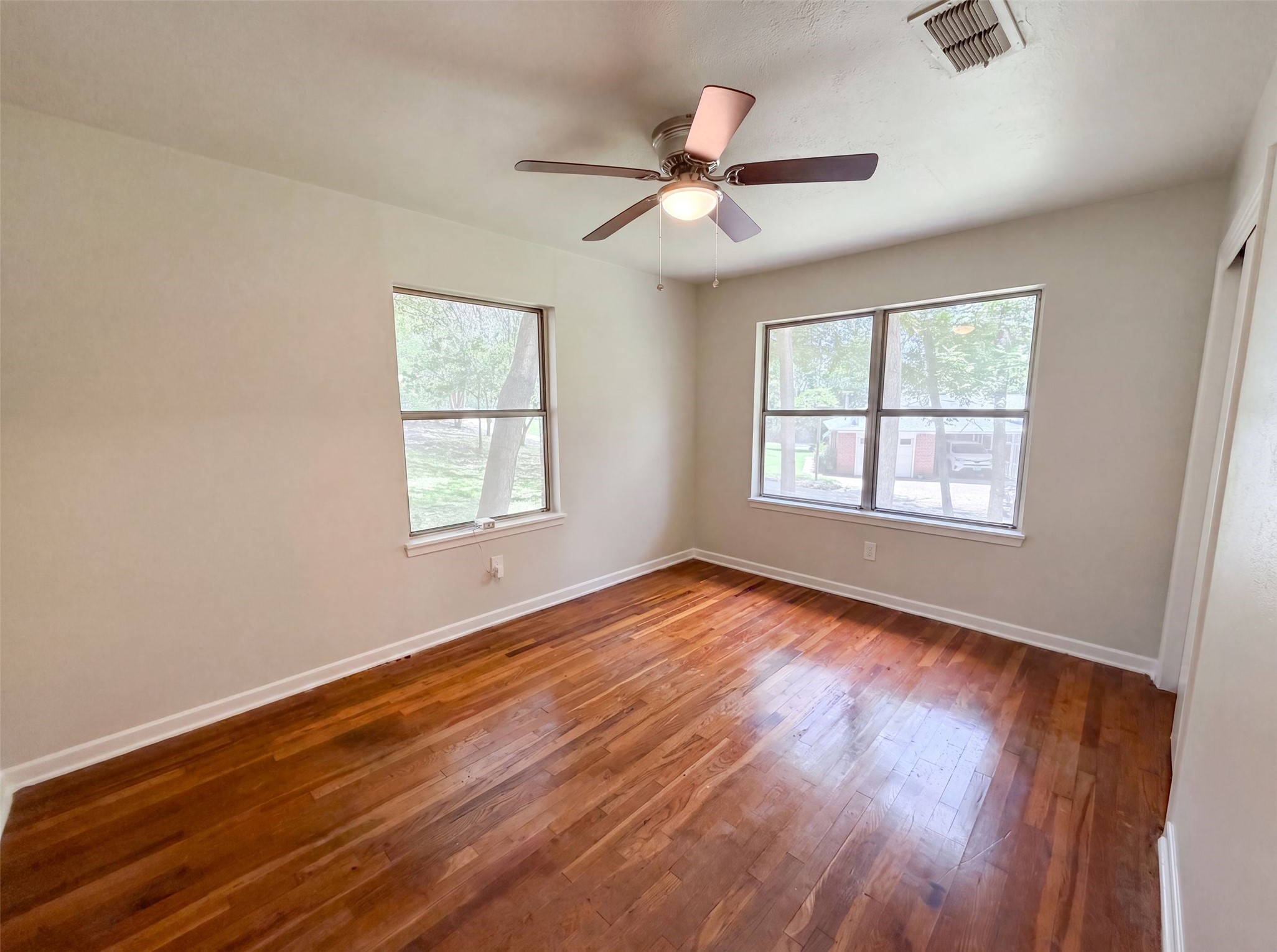 202 Vanshire Road W Lakeside TX 76108