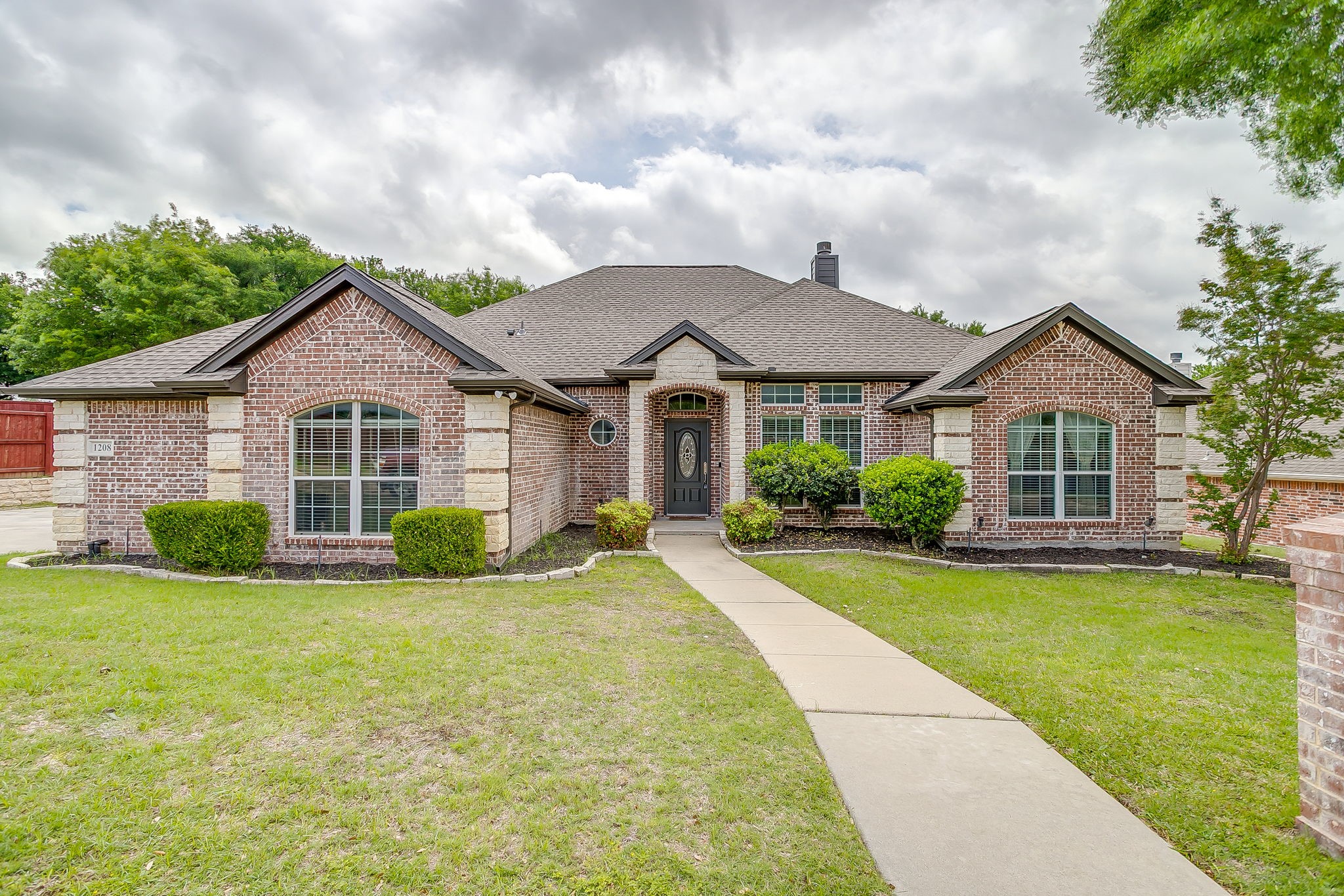 1208 Saddle Trail Willow Park TX 76087