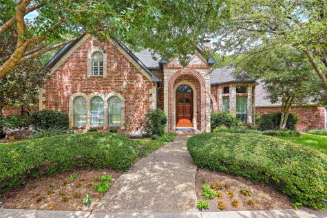 1119 Winding Brook Drive Garland TX 75044