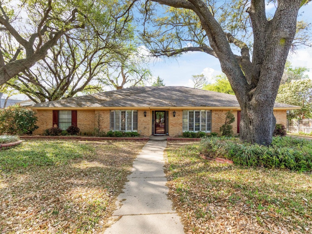 3100 Westador Drive Arlington TX 76015