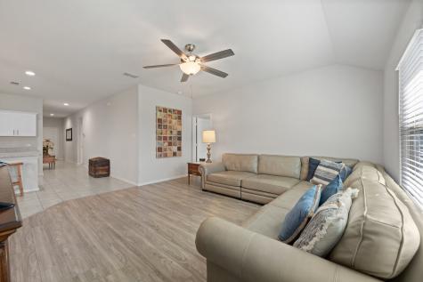 806 Peighton Court Cleburne TX 76033