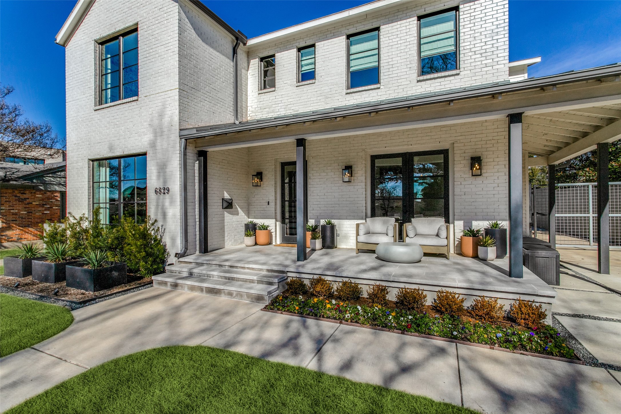 6829 Southridge Drive Dallas TX 75214