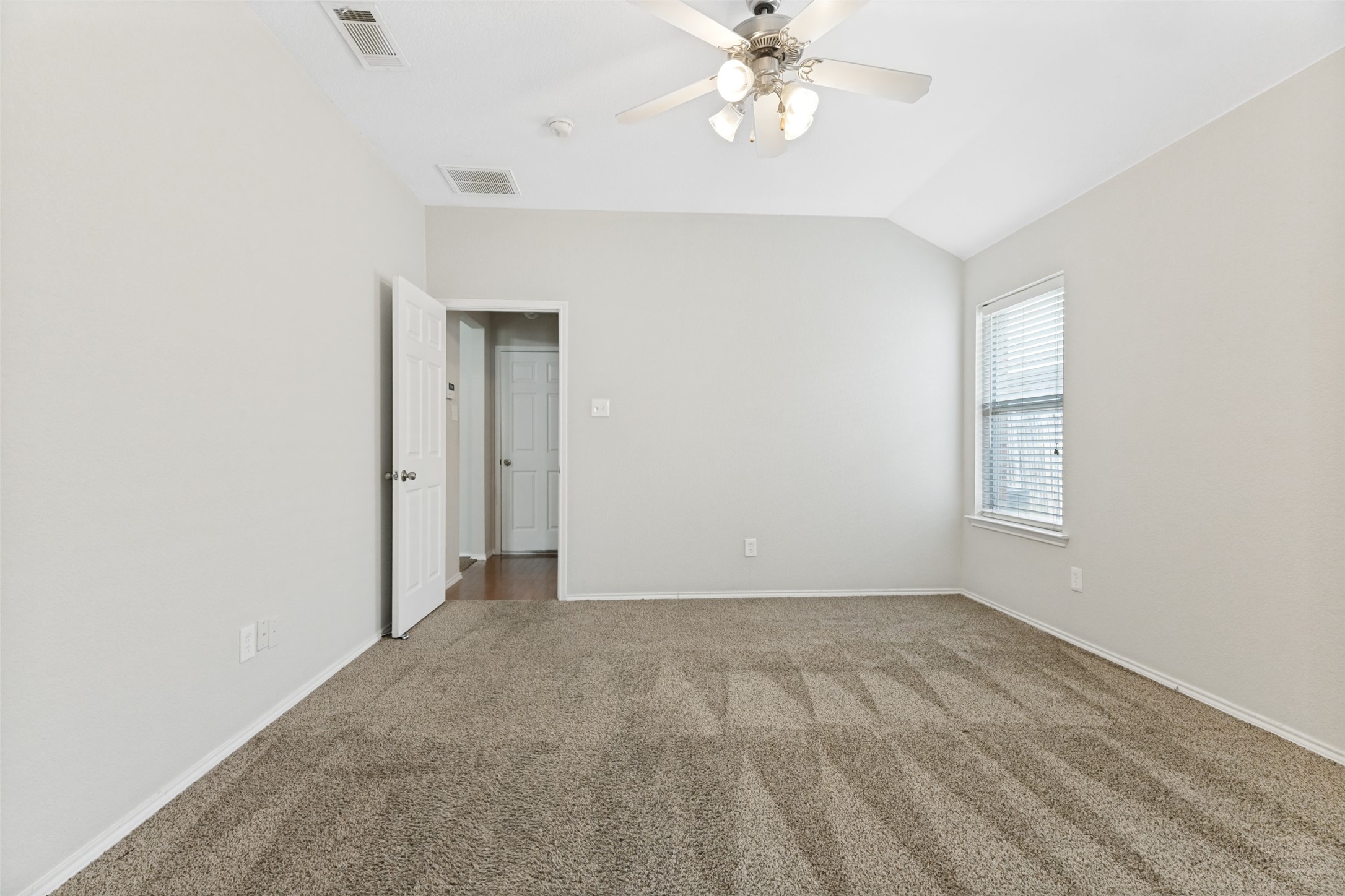 5217 Sioux Creek Lane Fort Worth TX 76244
