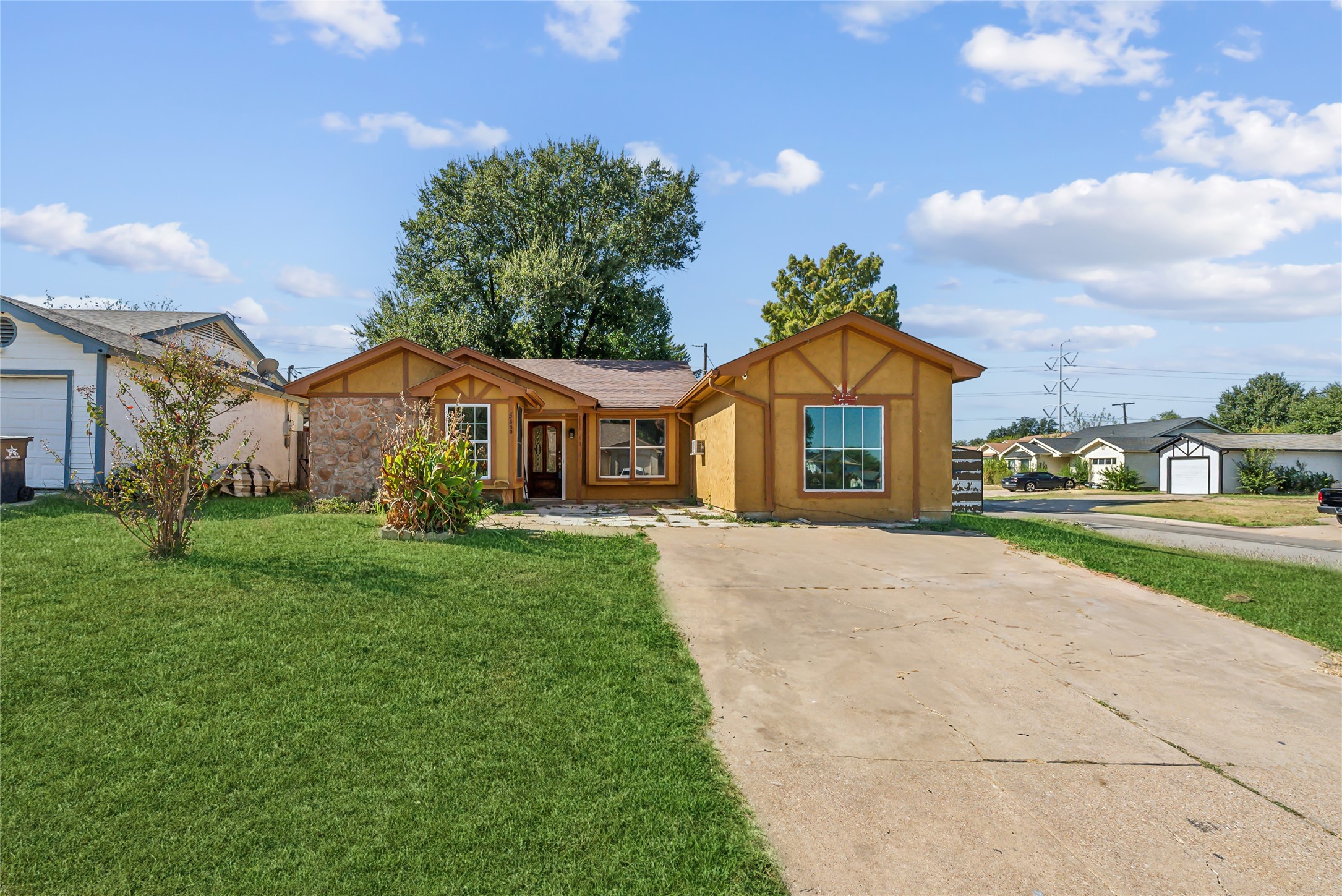 5400 Safari Trail Arlington TX 76018