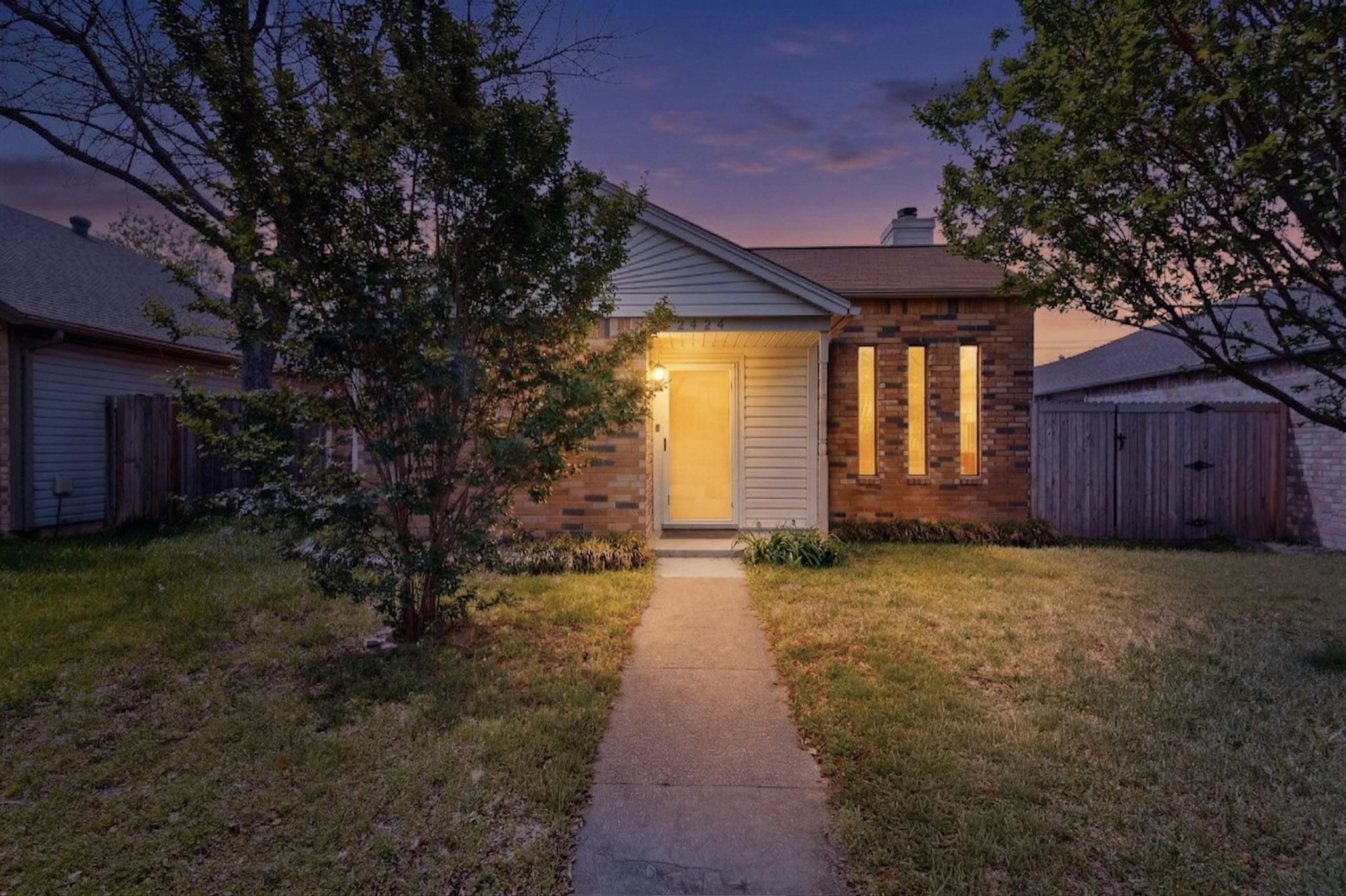 2424 Markland Street Irving TX 75060