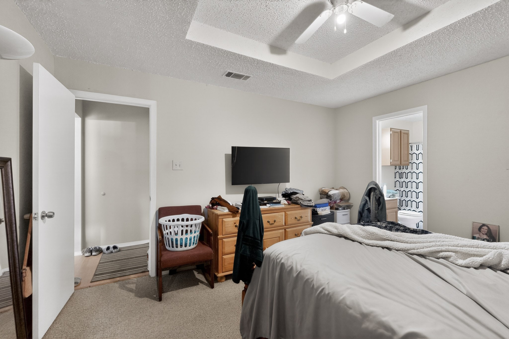2424 Markland Street Irving TX 75060