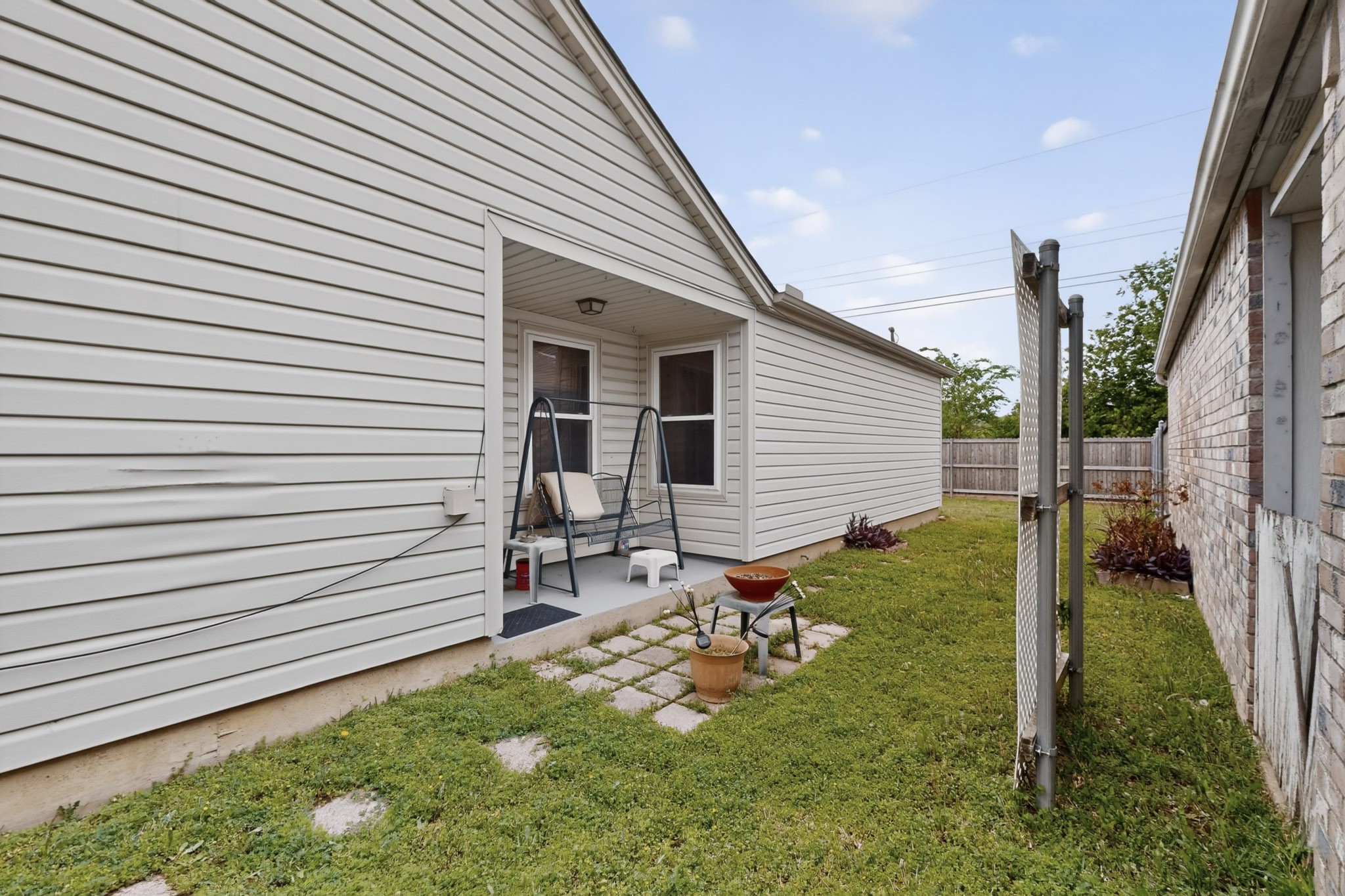 2424 Markland Street Irving TX 75060