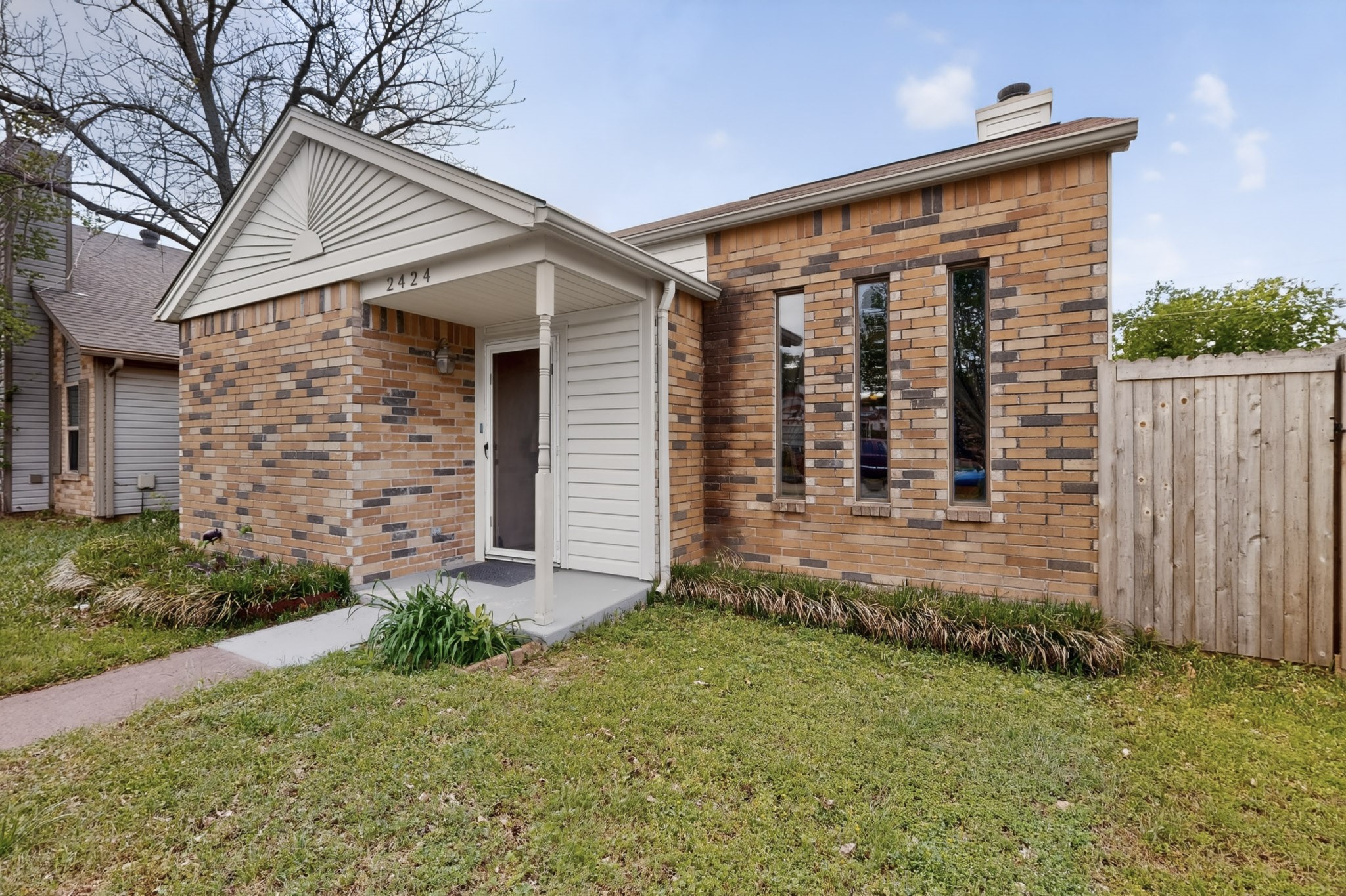 2424 Markland Street Irving TX 75060