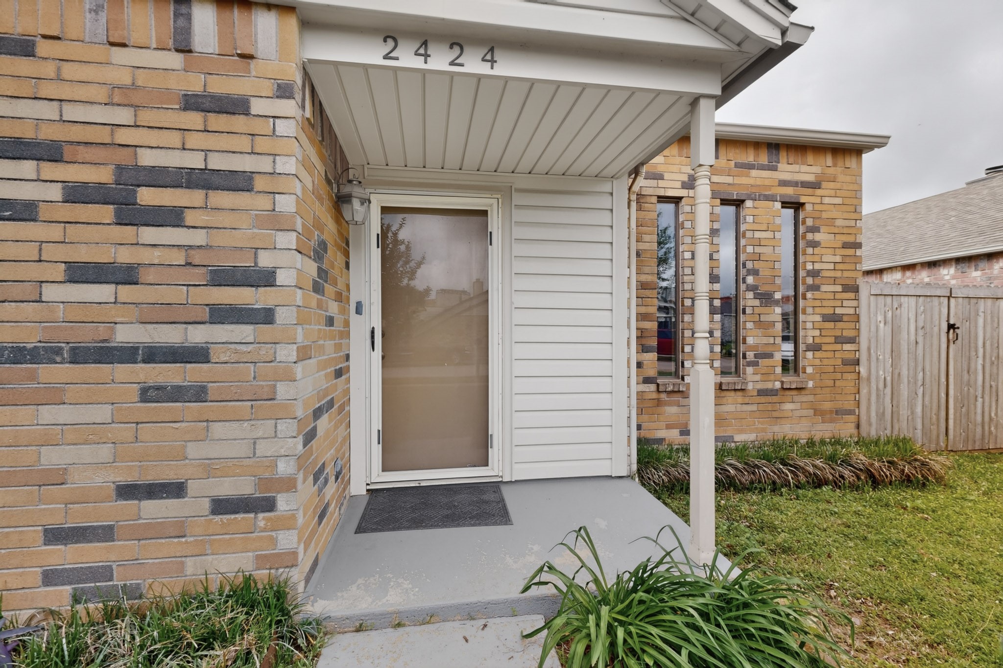 2424 Markland Street Irving TX 75060