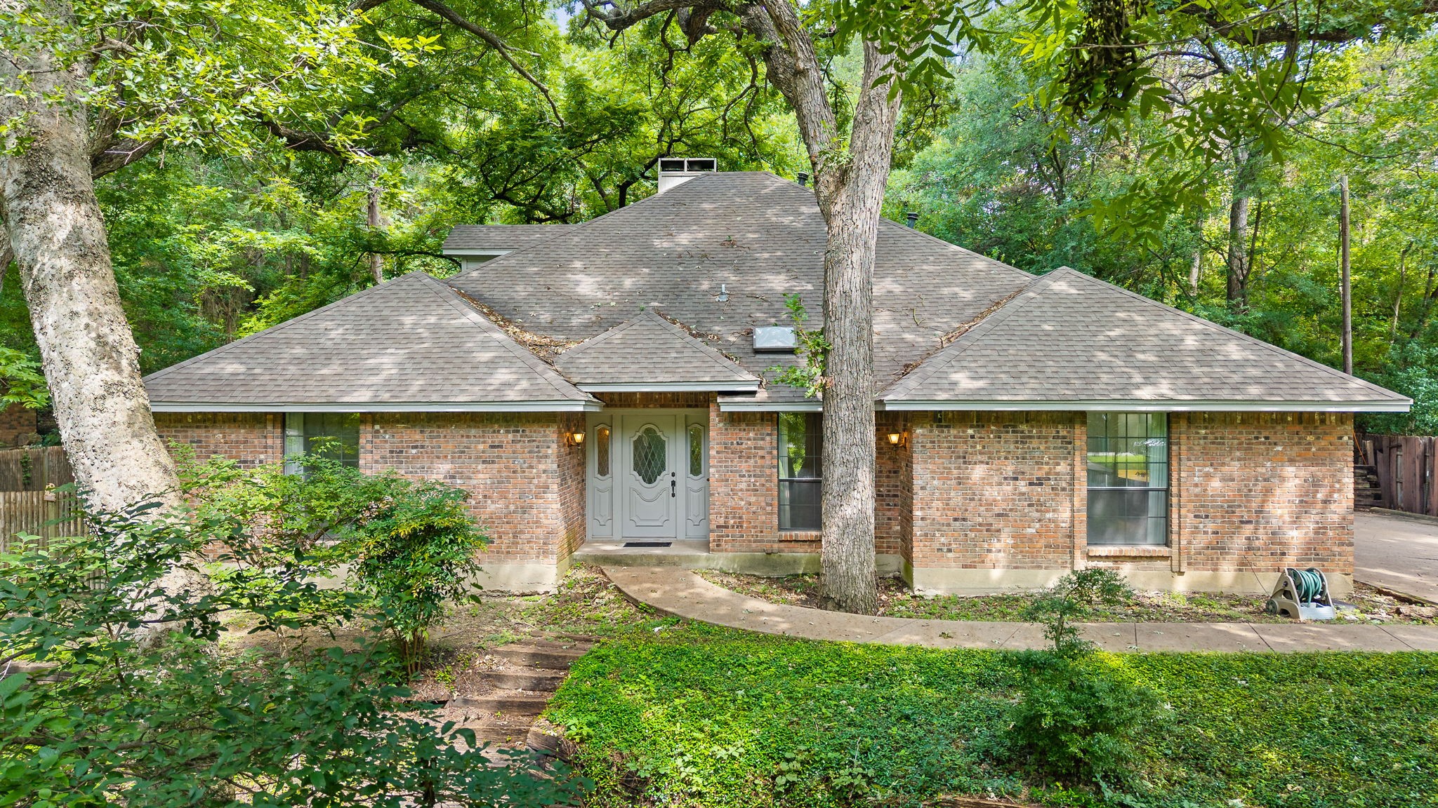 929 Sleepy Hollow Drive Cedar Hill TX 75104