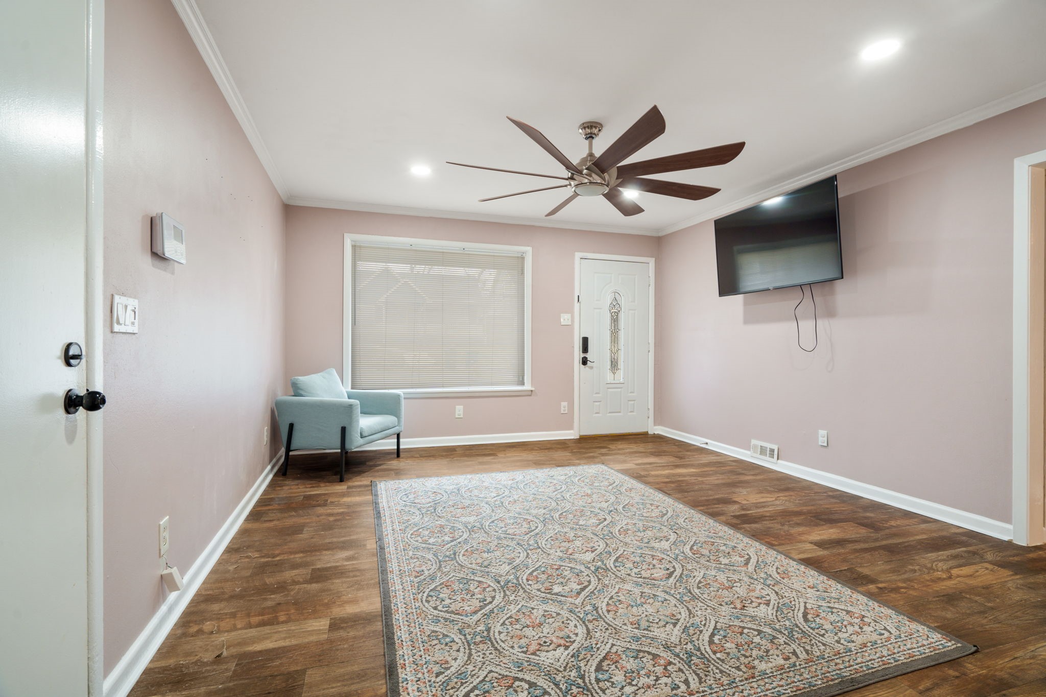 1614 Seevers Avenue Dallas TX 75216
