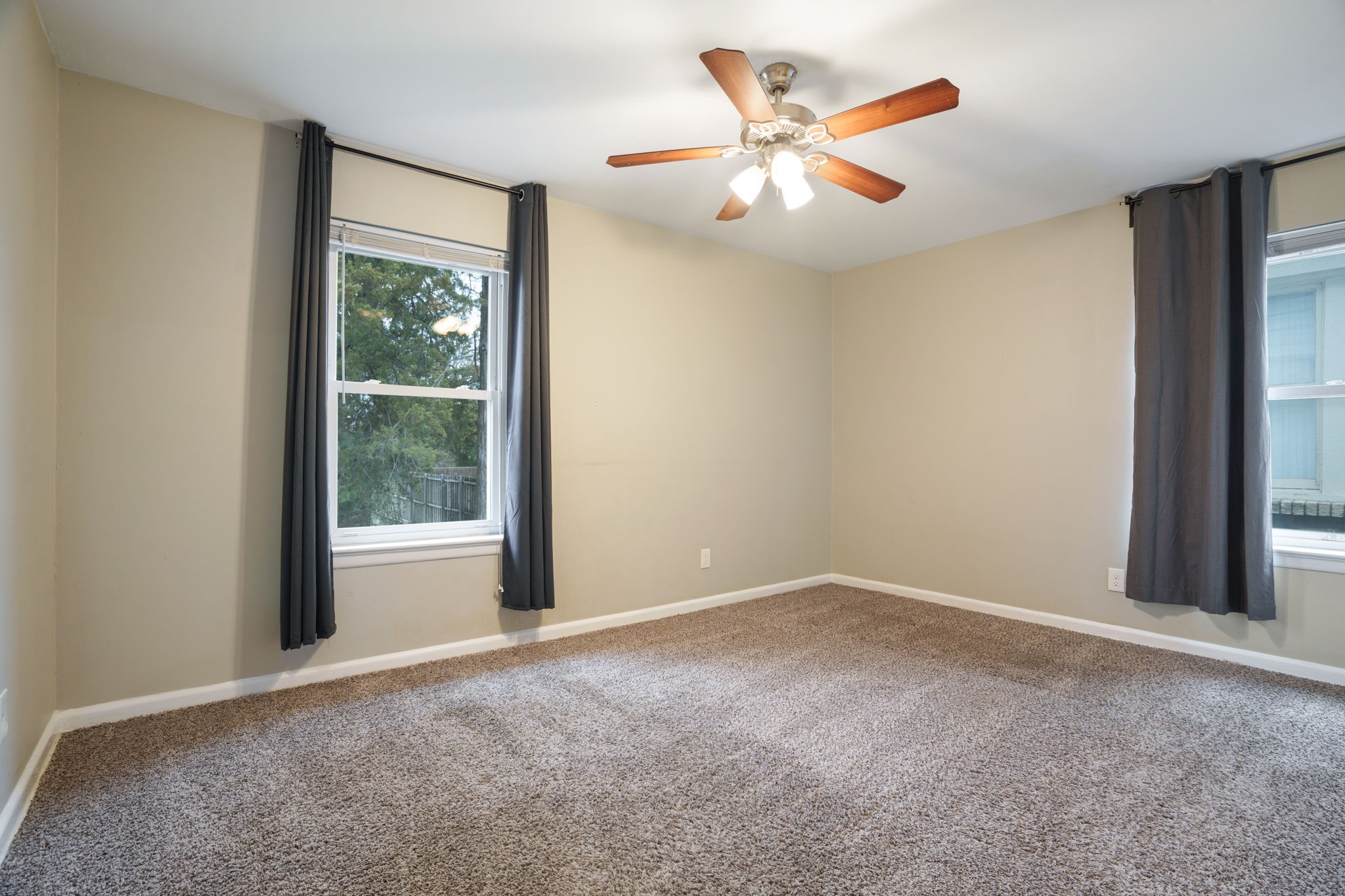 1614 Seevers Avenue Dallas TX 75216